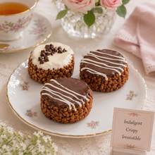 Load image into Gallery viewer, French Village Caramel Stuffed Quispies - 3pk